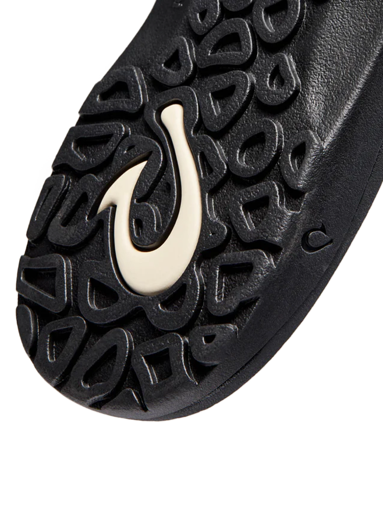 OluKai 'Ohana Sandals - Black/Black