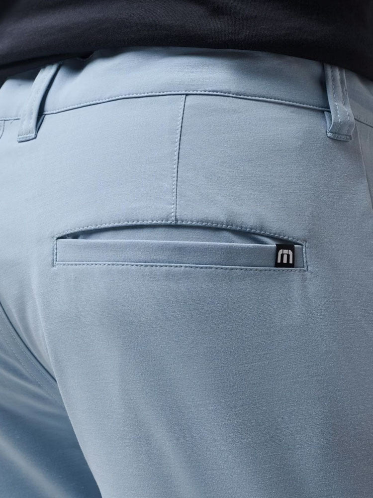 TravisMathew Tech Chino 8-Inch Short - Ash Blue
