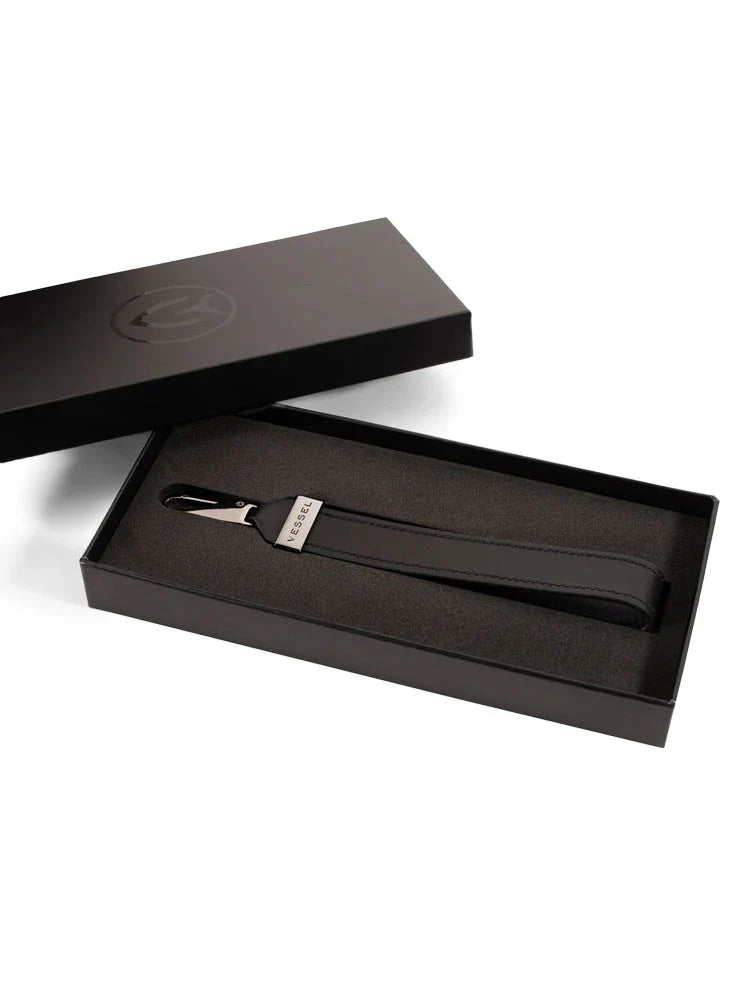 Vessel Genuine Leather Loop Pull
