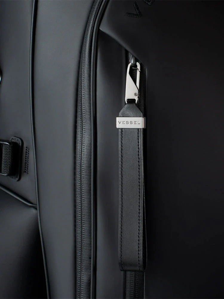 Vessel Genuine Leather Loop Pull